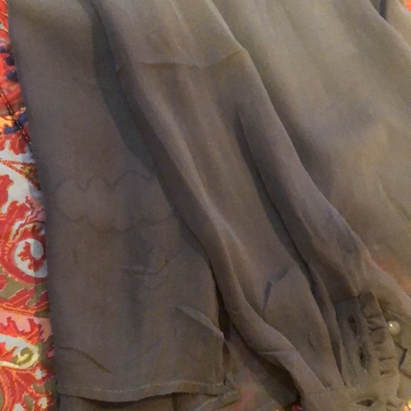NWT Isabel Lu 💯 Silk Ruffle Sheer Covered Buttons Top Charcoal Size M - Picture 16 of 16
